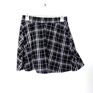 NWT SHEIN Plaid Academic School Skater Skirt